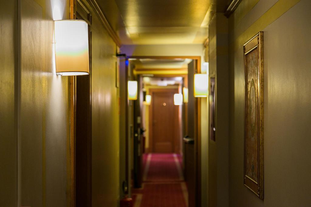 Hotel Posta R.T.A. Madonna Extérieur photo