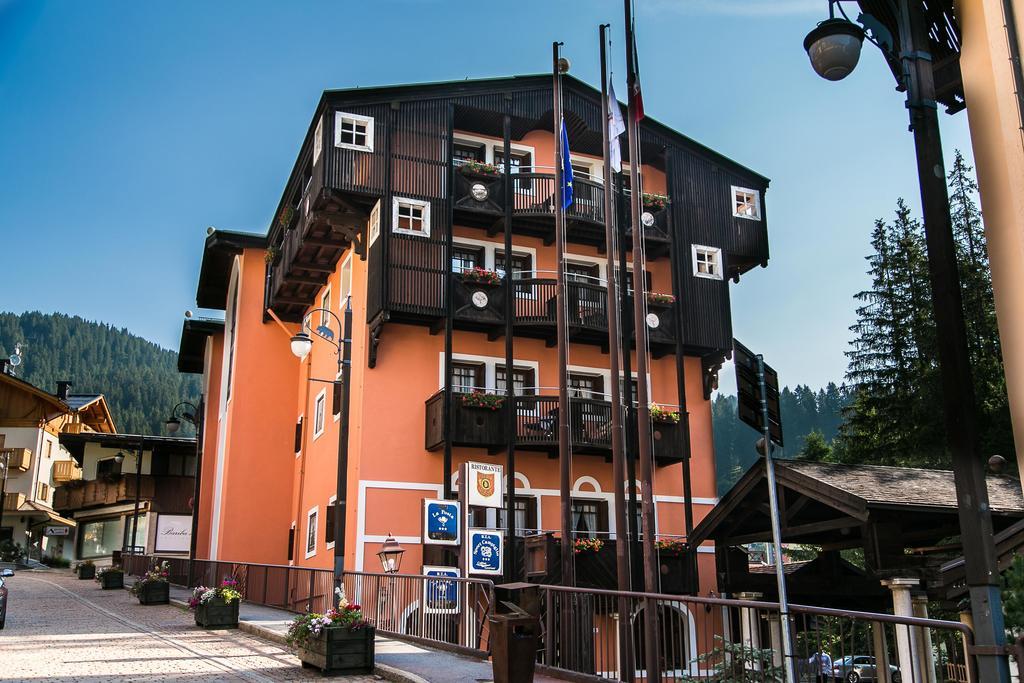 Hotel Posta R.T.A. Madonna Extérieur photo